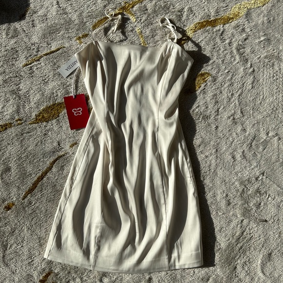 Aritzia Fits size Xs-S Aritzia Perfect Silky Mini Dress - Picture 3 of 10